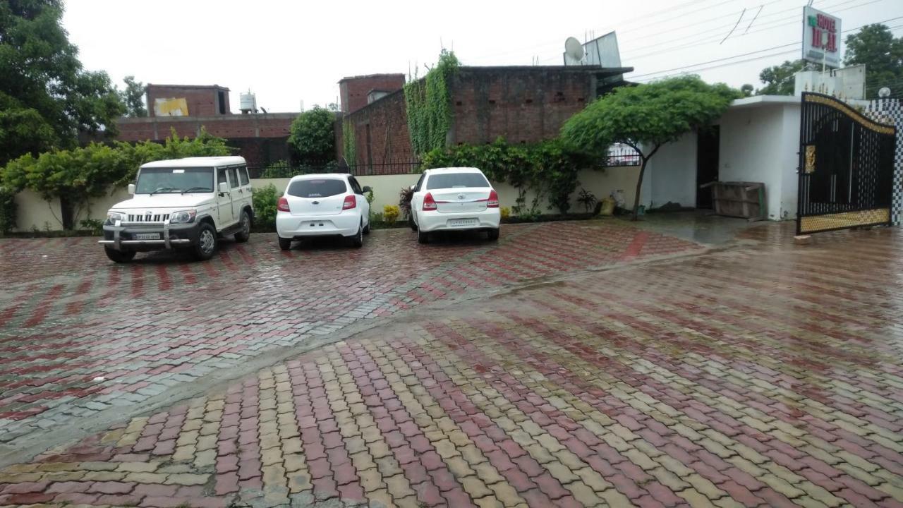 Kushinagar Hotel The Ideal المظهر الخارجي الصورة